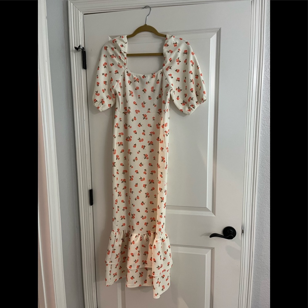 ASOS Maternity Dress Size 6 Floral with ruffles